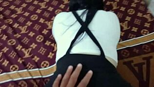 Oh wow, mijn beste vriend zijn vriendin bleef en we neukten voordat ze ons ontdekten!