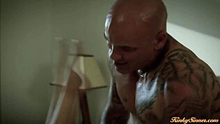 बेवफा बीवी ऑफिस में चोदाई?