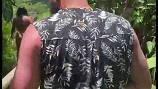 Wzięliśmy szlak, żeby urządzić dziką plażową imprezę grupową