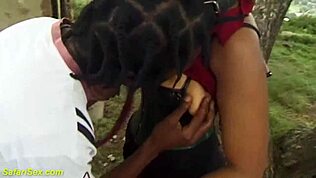 إخوة زوجة الأب أفارقة يستكشفون BDSM خشن لأول مرة