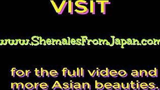 Trans asiática spitroasteada recibe chorro de semen en la cara