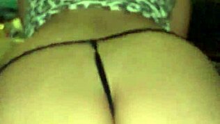 Konečně si jezdím na čuráku s kolumbijskou ex v slow motion