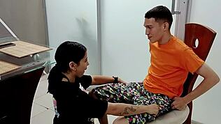 Pasti brat, spermi mi v usta, pogoltnila bom vsako kaplo sesanje