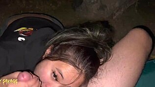 Yo, katso tätä ulkoilma-anaalia leirintäalueella POV:lla kuuman aasian kanssa! 🏕️