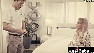 Michael Vegas เป็นผู้ดูแลย่าอุดม Erica Lauren เธอต้องการนวดเย็ดร้อนแรงเพื่อความพอใจ!