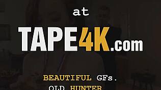 Der Idiot verliert seine petite 18+ Freundin beim Schach und fickt sie hart durch.