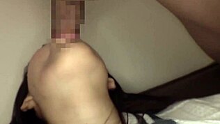 헐, 19살 일본 소녀가 호텔로 따라와서 야한 액션!