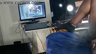 הכוס השמנה השחורה שלי פתוחה רחב בשבילך לעזאזל