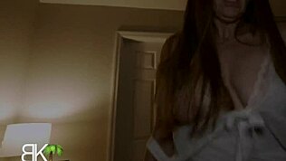 熱い継母とベッド共有したらヤバいことにpart2/3リマスター！😜