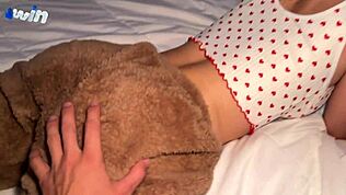 Jsem tak nadržená, nemůžeme mít sex, jen tření, jo?