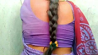 इंडियन आंटी ने दूसरी मंजिल पर स्टेप एक्शन की चुपके से चुदाई की