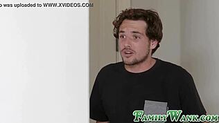 लशस मिल्फ क्रिस्टल रश को स्टेपसन से हॉट फेशियल मिलता है