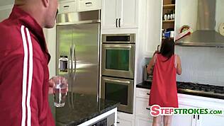 Önce toplarımı elle, basketboldan önce, üvey kızım