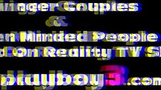 Wow! Sâni mari, milf neagră Kira Noir își etalează corpul perfect pozând goală pentru toți să vadă!