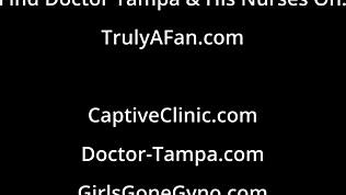 הסטודנטית Maya Farrell משתגעת עם ויברטור Hitachi מאורגזמות עם דוקטור Tampa