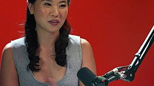 Pozri si Kimmy Kimm orgasm zblízka? Intenzívna scéna s Hitachi