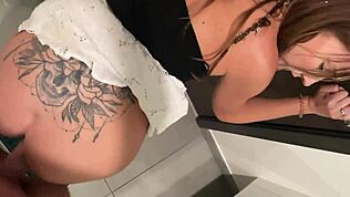 Nem hiszem el, hogy Macy Meadowsszal nyilvános szexet csináltunk a plázában. Tini barátnő fantázia Scott Starkkal!