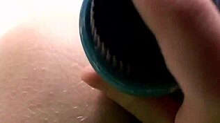 E aí, Vê Essa Italiana Amadora Brincando com Brinquedos na Webcam em Casa!