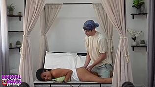 Hey, वो stepson massage wild fucking में बदल गया mother-in-law के साथ?