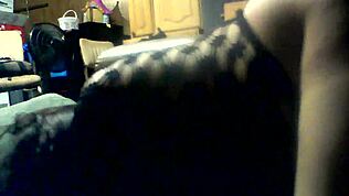 Hej, želiš videti mlado 18+ debelico Navajo Tiff z velikimi joškami nabijano v pasjem?