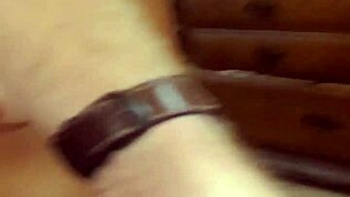 min kæreste giver det bedste blowjob nogensinde med bløde læber og stramt greb.