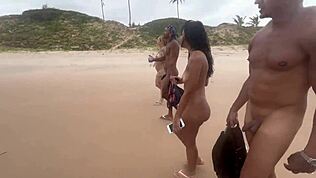 Tu veux voir mon orgie sur la plage ?