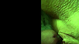 Tô tarada greluda morrendo de tesão buceta inchada