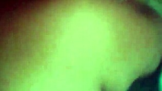 Dajem trdo prijatelju v pasjem stilu?