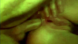 Helen Duval πνίγεται σε έντονο bukkake και διπλή διείσδυση