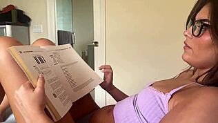 Selina Bentz cavalca Scott Stark in cowgirl creampie bagnata POV