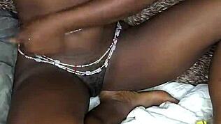 Eu enfio garrafas no meu cu, vídeos completos no xvideos red