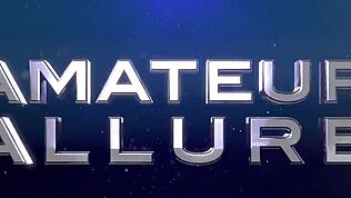 Gadis panas dalam kompilasi blowjob close-up dengan deepthroat dan handjob