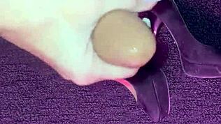 Explorando fetiches variados num clima casual