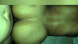 Nussin alastonta sisarpuoltani kovaa doggyssä