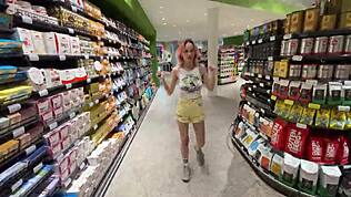 Skúšal si už chodiť po meste s vibrátorom bzučiacim vo svojej priateľke?