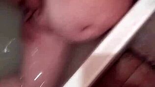 야, 욕조 자위하고 커플 같이 쌌어 😘