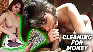清掃婦がモンスターちんぽをゲイ激セックスで処理