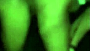 Melissa Devassa på swing festen strand og basseng