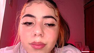 Egirl spytter og drypper over hele min pik, daddy