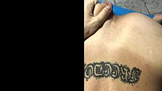 俺と相棒が生ハメ手コキと毛深いプレイで家ハード