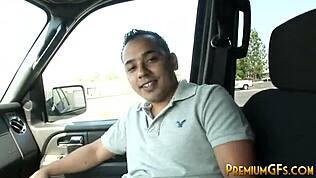 Nika Noir, cum-mal átitatott fasz kurva leszel ez után a gangbang után!