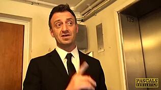 Anastasia Lux montok patuh di entot keras