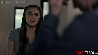 Otcík plácá pasterku, ale proč ten anál gape twist?