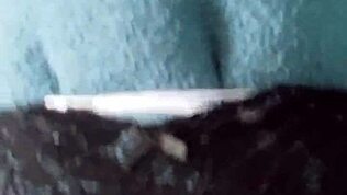 Дебютирую в ношенном белье от тети, чувствую себя сексуальной