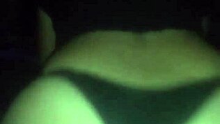 Intenziven seks s taščo medtem ko mož dela, petite Latinka 18+