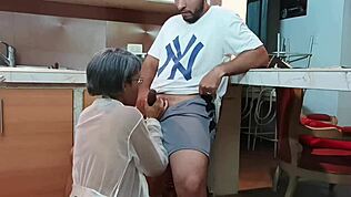 ว้าว! น้องเลี้ยงล่อลวงฉันแล้วเราฉีกเสื้อผ้าสำหรับแอ็กชั่นเตียงป่าเถื่อน!