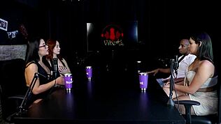 Toparia Yrittää Kovaa Seksiä Mustan Topin Kanssa