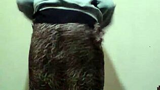 Vil du se en monsterkuk i aksjon?