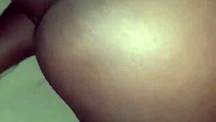 Ebony stepmom suka BBC anak tiri dalam pantat gempalnya?