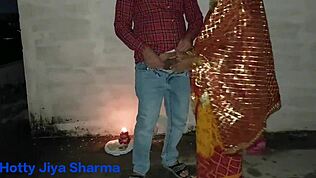 Paaston rikkomisen jälkeen mies paukuttaa vaimon pillua kovasti. Monsterikyrpä pikaseksi!